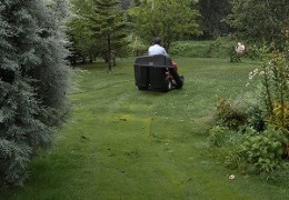 芝刈り機１